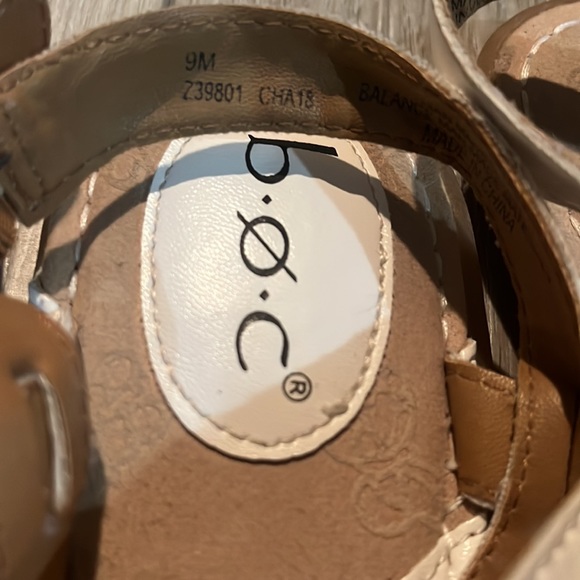 BOC Born Comfort Sandals White Flower Buckle Slingback Flops Thongs size 9 - Picture 5 of 9